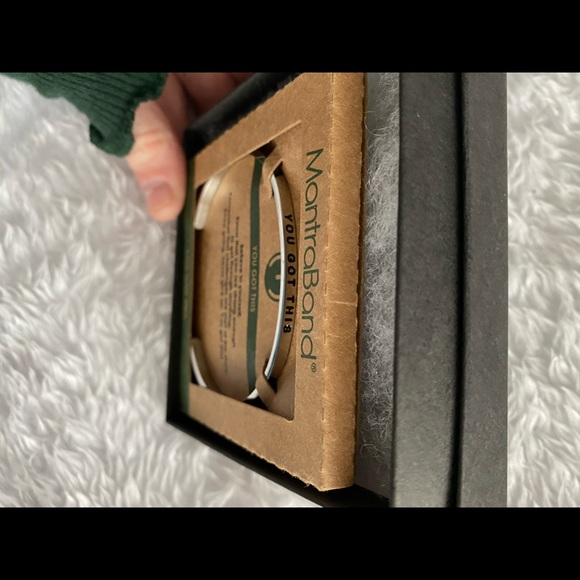 Mantra band - Picture 2 of 2